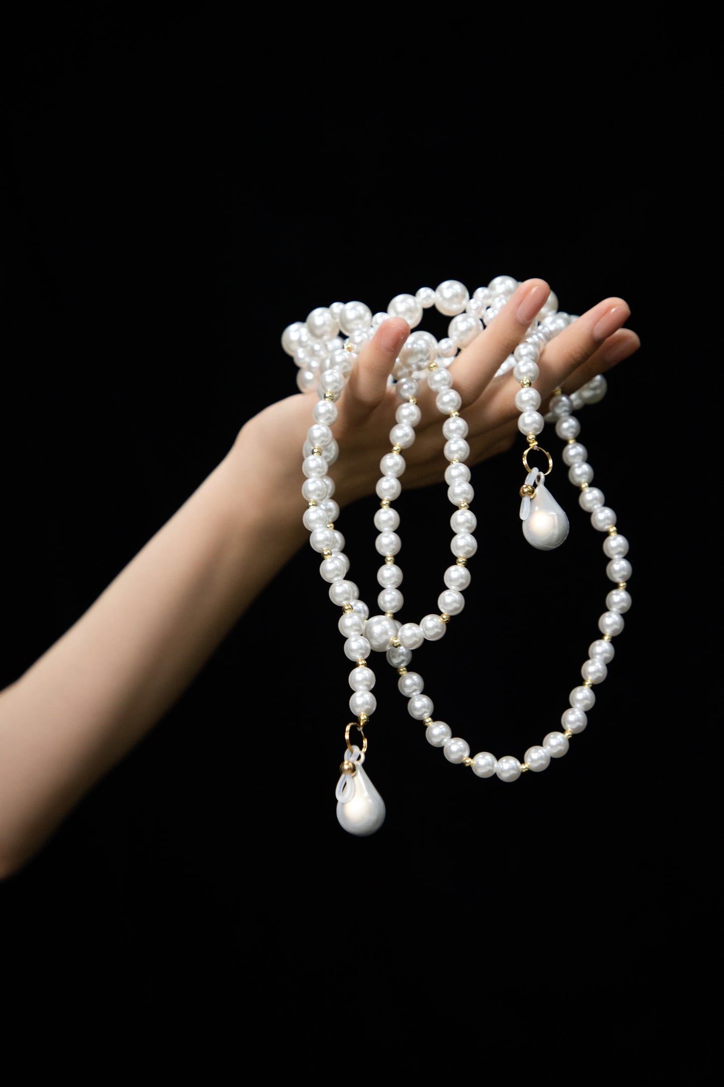 "Misuzu" pearl nipple accessory
