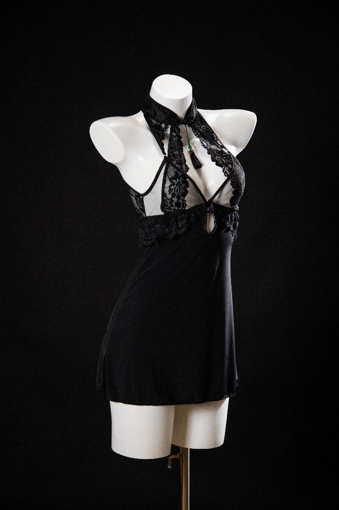 "Dark Fragrance" Lace Strap Chinese Dress