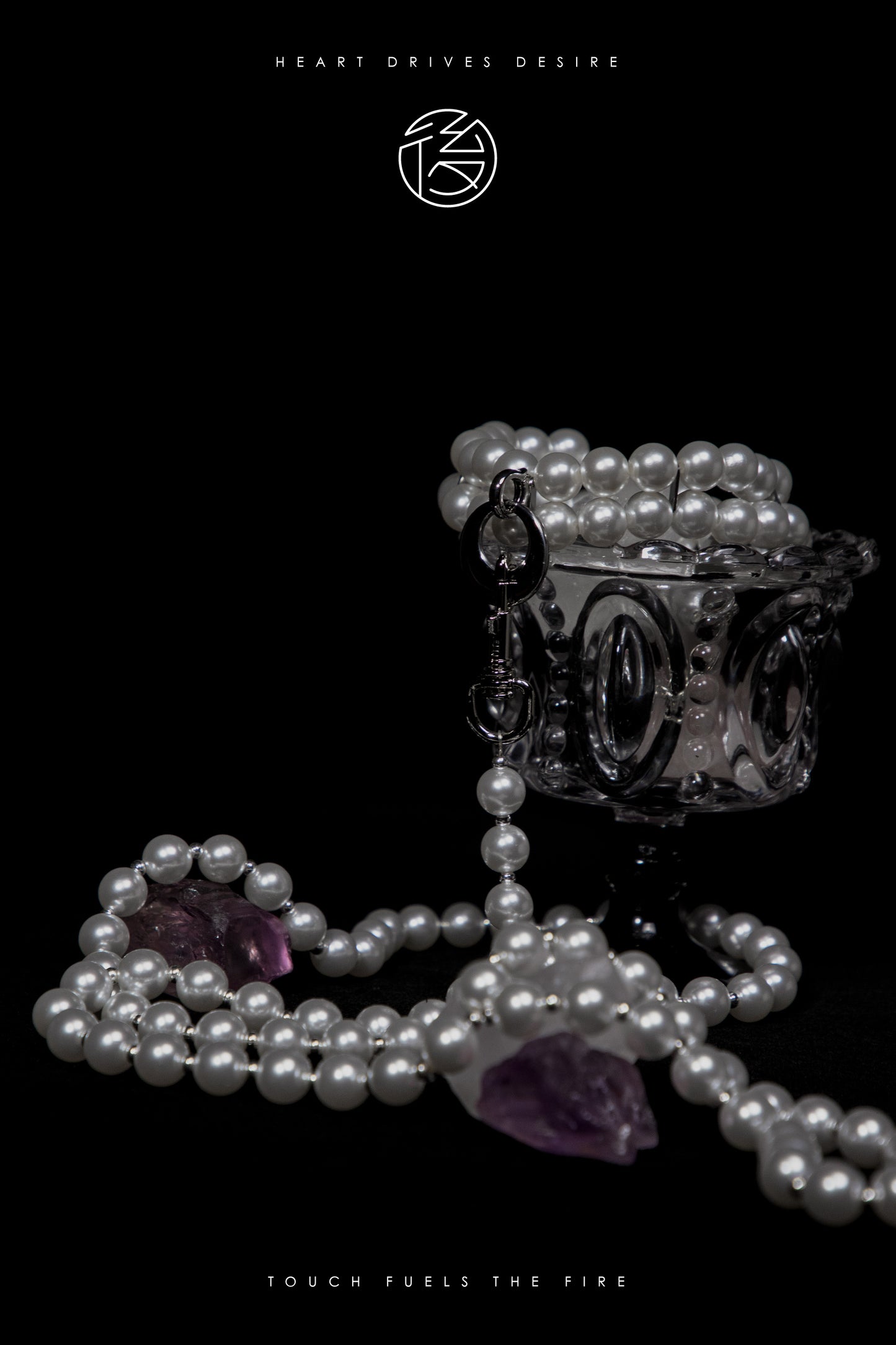 "Onawa" Pearl SM Collar